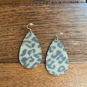 Nickel and Suede Cheetah Print Earrings Size Medium